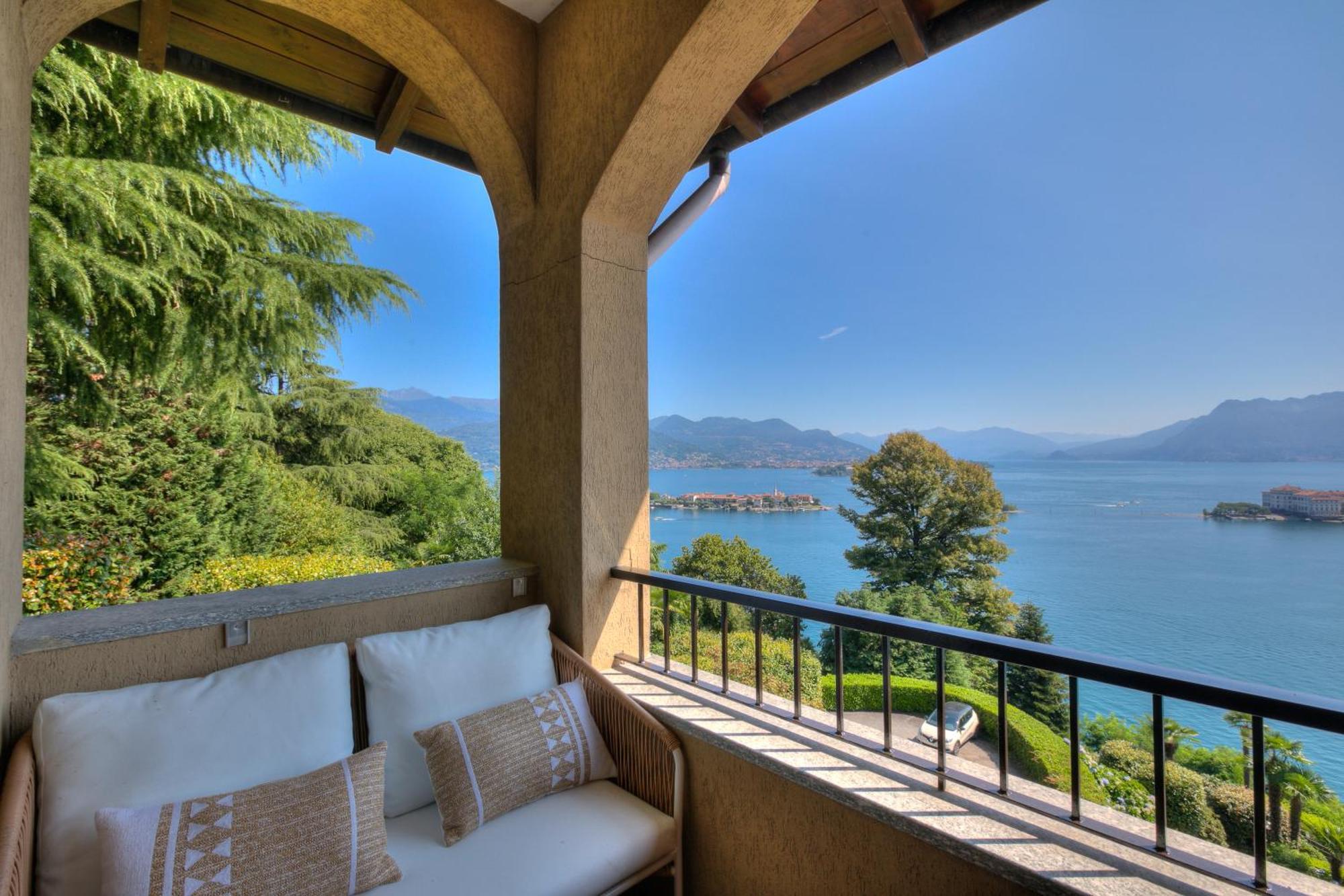 Pandora Lake View Stresa - Happy Rentals 外观 照片